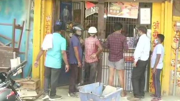 మద్యం ప్రియులకు మళ్లీ షాక్.. రెండు రోజులపాటు మద్యం దుకాణాలు బంద్