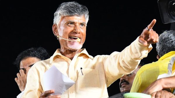 తమ్ముళ్లకు చంద్రబాబు గుడ్ న్యూస్ - అయిదేళ్ల నిరీక్షణ..!!