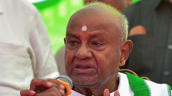 మాజీ ప్రధాని పుట్టినరోజు వేడుకలు, పార్టీ నాయకులు, కార్యకర్తలకు షాక్, దూరంగా ఉండాలని!