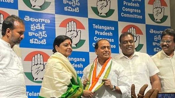 బీఆర్ఎస్‌కు మరో షాక్: కాంగ్రెస్‌లో చేరిన ఇంద్రకరణ్ రెడ్డి