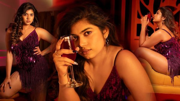 రెచ్చిపోయిన రీతు చౌదరి ..ఆ యాంగిల్‌ చూపిస్తూ ఫోజులు