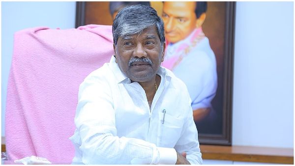 Padmarao Goud: 15 ఏళ్ల తర్వాత తన ఓటు తనకు వేసుకున్న బీఆర్ఎస్ అభ్యర్థి..