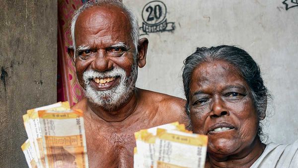 AP Pensions: ఏపీలో పెన్షనర్లకు గుడ్ న్యూస్ !- రెండు రోజుల ముందే.. 