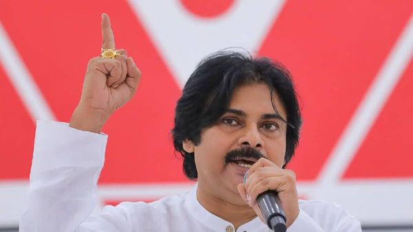 భార్య  తాళితో పేకాడుతూ..పవన్ గురించి సంచలన విషయాలను వెల్లడించిన ప్రముఖ నిర్మాత