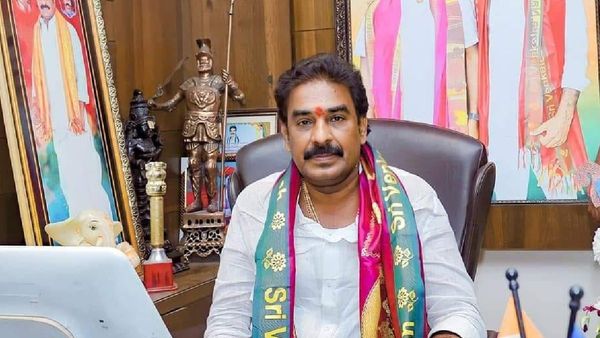 పిన్నెల్లిపై ఈసీ సీరియస్- కఠిన చర్యలకు ఆదేశాలు