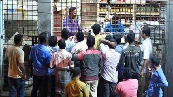 ఏపీలో మందుబాబులకు మరో షాక్.. !