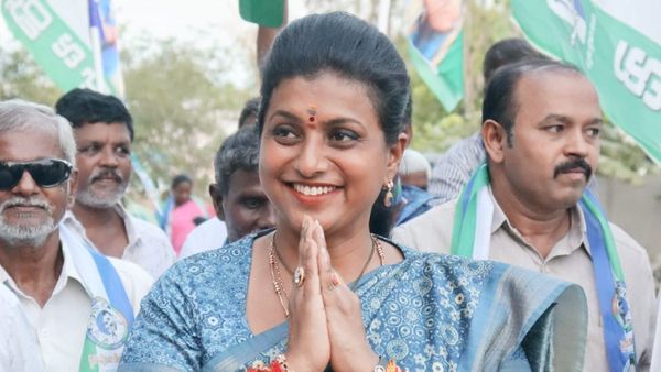Minister roja: నగరిలో మద్దెలదరువులా మంత్రి రోజా పరిస్థితి