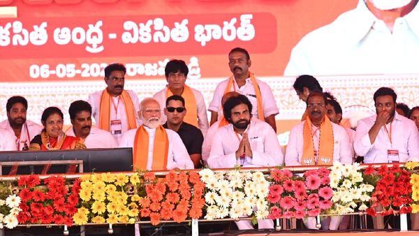 సోము వీర్రాజు గట్స్: మోదీ ముందే చంద్రబాబుకు ఇచ్చిపడేశాడు