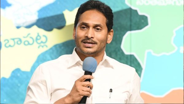 పోలింగ్ సమీపిస్తున్న వేళ జగన్ కీలక నిర్ణయం - కూటమి ఫిక్స్..!!