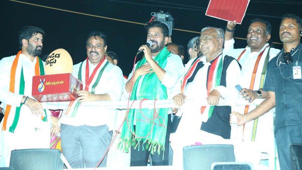 దానం నాగేందర్ కేంద్రమంత్రి అవుతారు: గాడిదగుడ్డును వదలని రేవంత్ రెడ్డి