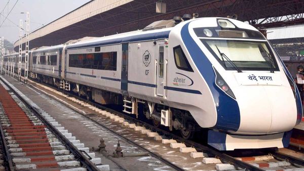 సికింద్రాబాద్ - విశాఖ వందేభారత్ సమయం మార్పు..!!