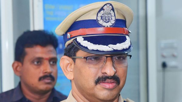 `వారికి` విజయవాడ పోలీస్ కమిషనర్ స్ట్రాంగ్ వార్నింగ్..!!