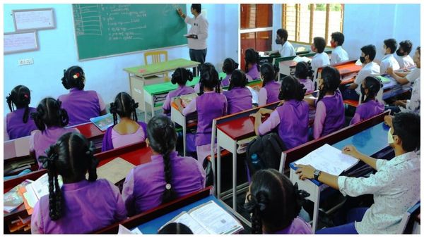 ఏపీ పాఠశాలల పునర్ ప్రారంభ తేదీ పొడిగింపు: ఎందుకంటే?