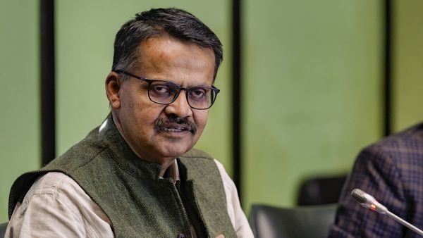 లోక్‌సభ ప్రొటెం స్పీకర్‌గా భర్తృహరి మహతాబ్