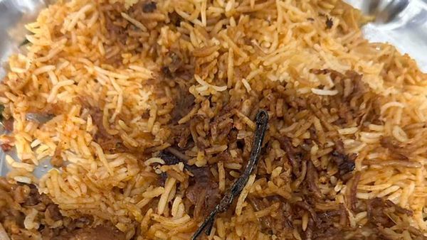 Hyderabad: బిర్యానీలో సెఫ్టీ పిన్.. ఎక్కడంటే..!