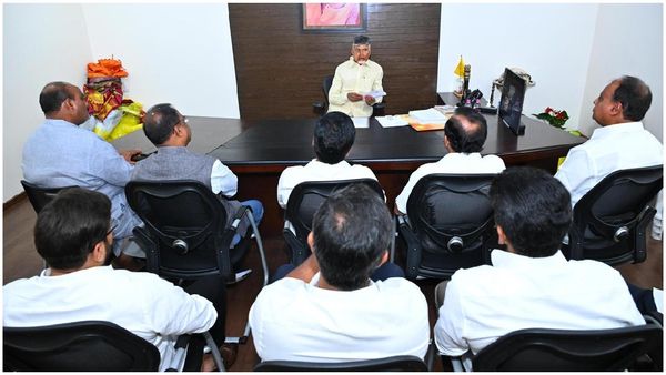 నేను మారాను - మీరే చూస్తారుగా - టీడీపీ ఎంపీలతో చంద్రబాబు కామెంట్స్..!