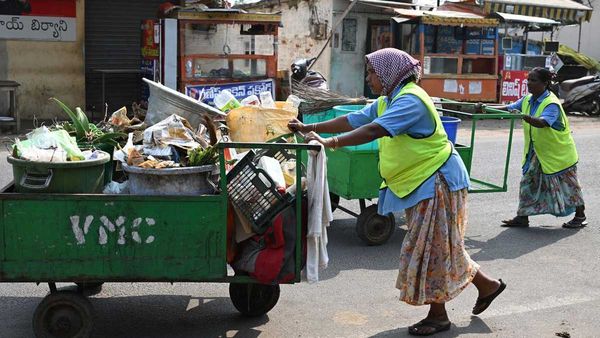 AP Garbage Tax: ఏపీలో చెత్త పన్ను వసూళ్లకు బ్రేక్..!