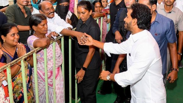  పులివెందులలో జగన్ చేసిన ఆ తప్పే శాపంగా మారిందా..?