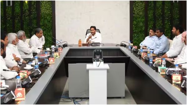 జగన్ ఆఫీసు ఫర్నీచర్ వివాదంలో కొత్త ట్విస్ట్..!!