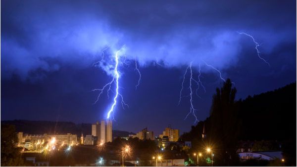 ఈ యాప్ ద్వారా మీ ప్రాంతంలో పిడుగుపాటును ముందే తెలుసుకోవచ్చు!