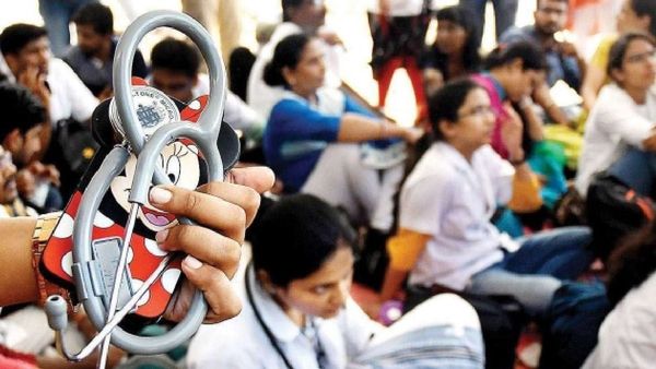 NEET UG 2024: నీట్ రీఎగ్జామ్ లో మరో ట్విస్ట్ -ఏకంగా సగం మంది గైర్హాజరు.. !