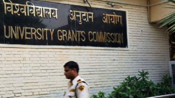 ఇకపై యూనివర్శిటీల్లో ఏడాదికి రెండుసార్లు అడ్మిషన్లు-యూజీసీ కీలక నిర్ణయం..!