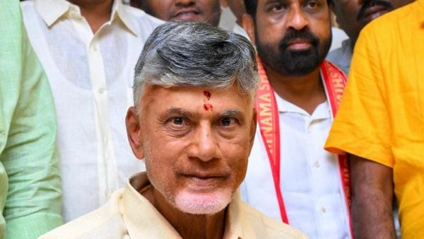 జగన్ ఫెయిల్యూర్స్ నుండి పాఠాలు నేర్చుకున్న ఏపీ సీఎం చంద్రబాబు... పోలీసులకు క్లాస్!!
