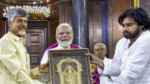 AP: ఏపీ నుంచి మంత్రి పదవులు దక్కేది వీరికే..	!
