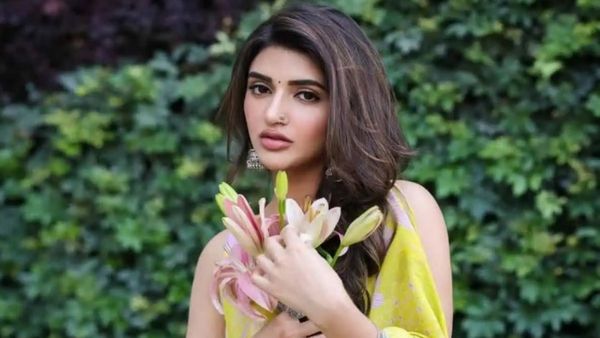 శ్రీలీల సంచలనం..స్టార్ హీరో కొడుకుతో అలా