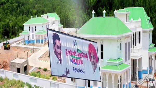 వైసీపీకి డబుల్ షాక్- విశాఖ ఆఫీసుకూ నోటీసులు- తాడేపల్లిలో కూల్చివేతల వేళ..!