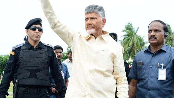 ఢిల్లీలో చంద్రబాబు ఇక కేరాఫ్ జనపథ్..!!