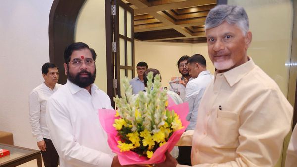 ఏక్‌నాథ్ షిండేతోనే ఎందుకు చంద్రబాబు మంతనాలు?