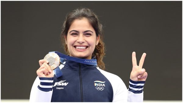 Manu Bhaker: మనూ భాకర్ లో మరో కోణం ! గతంలో మహిళా రెజ్లర్లకు అండగా..!