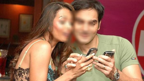   మొగుడుకు విడాకులు..ప్రియుడుకు బ్రేకప్..కొత్త వ్యక్తిని సెట్ చేసుకున్న హాట్ బ్యూటీ..?