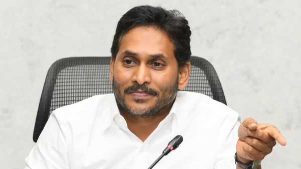 ఆఫ్రికాకు పోతారో.. అంటార్కిటికా మంచులోకి పోతారో ఎవడిక్కావాలి.. జగన్