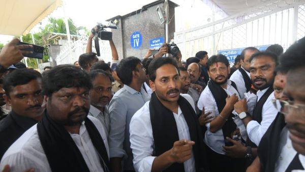 164 సీట్ల కూటమికి అడ్డుగా జగన్ చట్టం ! సవరణకు మండలీ ఇబ్బందే..!