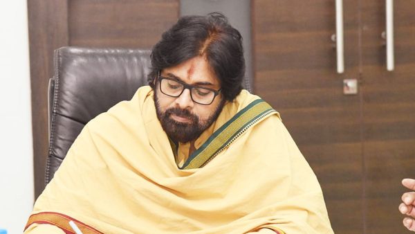 Pawan kalyan: పవన్ వారాహి సభ తర్వాత పిఠాపురంలో జరుగుతుందిదే!!