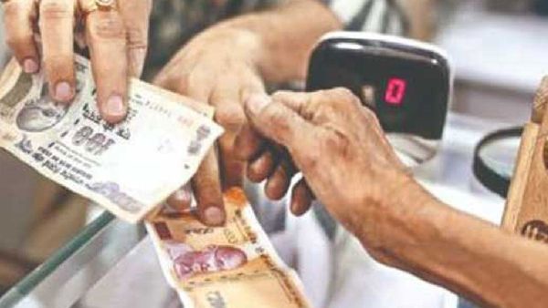 రూ. 500 కోట్ల కాంట్రాక్టు పనుల్లో లంచాలు, సీబీఐ దెబ్బకు గుత్తిలో గూబ పగిలింది