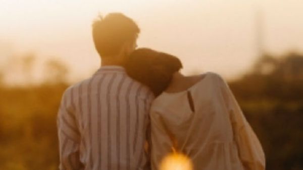 హీరోయిన్‌తో ఎఫైర్: టాలీవుడ్ హీరో‌పై లవర్ కంప్లైంట్