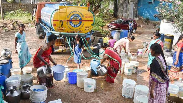 Hyderabad: హైదరాబాద్ వాసులకు అలర్ట్.. ఆ ప్రాంతాల్లో నీటి సరఫరా బంద్..!
