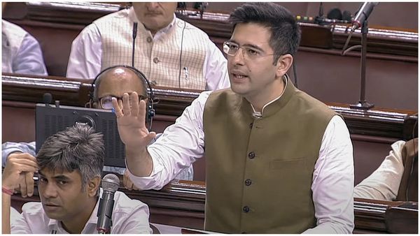 ఎన్నికల్లో పోటీచేసేందుకు కనీస వయసు 21 చేయాలి..!!