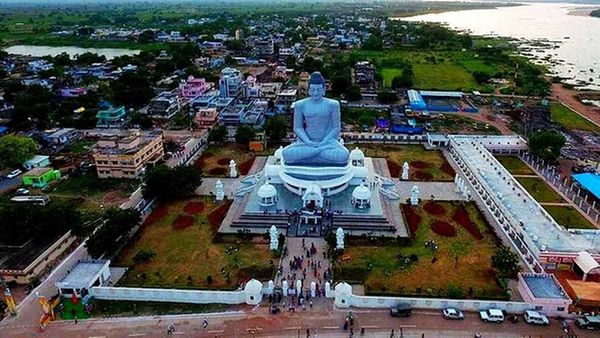 అమరావతి నిర్మాణాన్ని కొనసాగించాలా? ఆపేయాలా? 