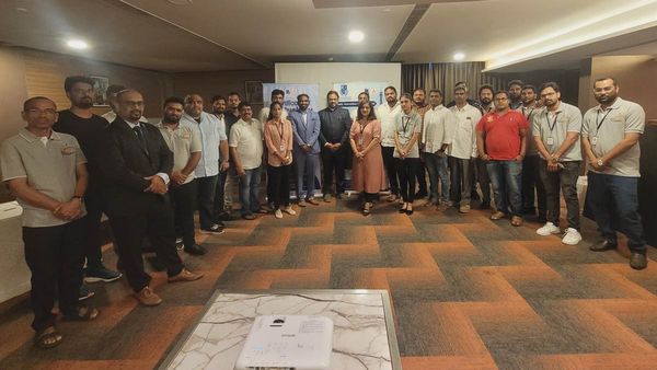 విద్యార్థులకు గుడ్ న్యూస్: ఫ్రాన్స్‌లో టాప్ యనివర్శిటీతో జతకట్టిన బ్లూ రిబ్బన్ కన్సల్టెన్సీ