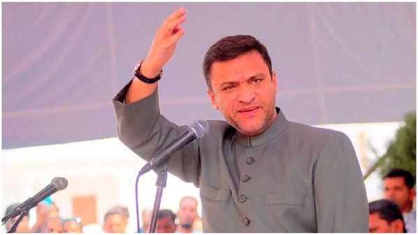 బుల్లెట్లు కురిపించండి..కత్తులతో దాడి చేయండి, కానీ - అక్బర్..!!