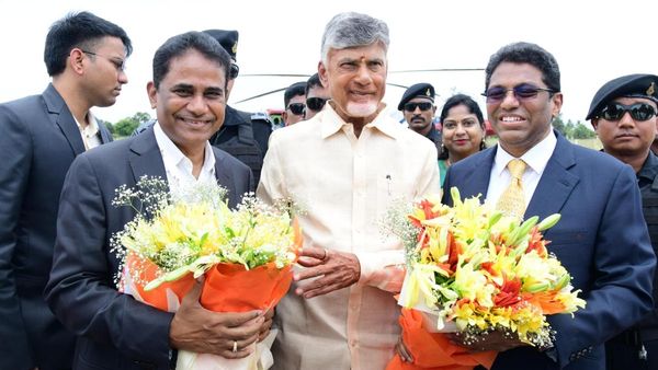 శ్రీసిటీలో చంద్రబాబు ప్రారంభోత్సవాల హైడ్రామా.. మాజీమంత్రి ఘాటువ్యాఖ్యలు!