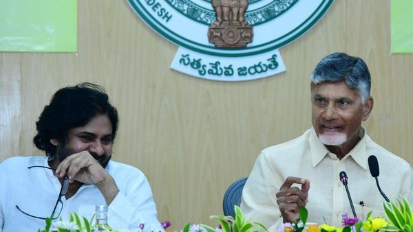 ఏపీలో ఆగస్టు 15న జెండా ఎగరేసే మంత్రులు వీరే..! చంద్రబాబు, పవన్ ఎక్కడంటే.. ?