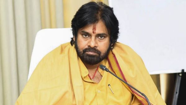 పిఠాపురంలో పవన్ కల్యాణ్‌కు షాకిచ్చిన టీడీపీ