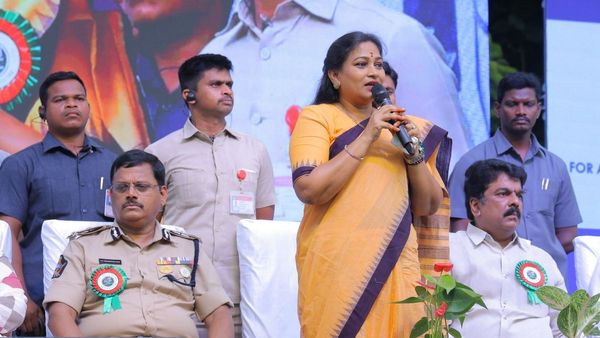 చంద్రబాబు జైల్లో గడిపిన బ్లాక్ కు హోంమంత్రి అనిత-తల్చుకుని ఎమోషనల్...!