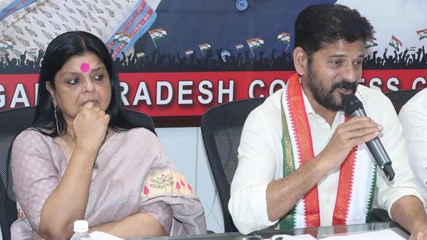 Exclusive:సీఎం రేవంత్ తన పని తాను చేసుకుపోలేరా.?కాంగ్రెస్ హైకమాండ్ జోక్యం ఏంటి..?