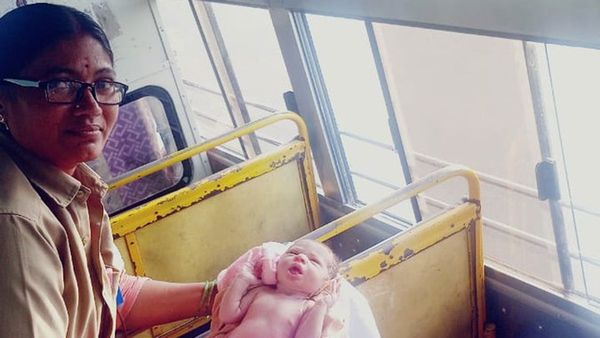 TGSRTC: రక్షాబంధన్ రోజు ఆర్టీసీ బస్సులో గర్భిణీకి పురుడు పోసిన మహిళా కండక్టర్..